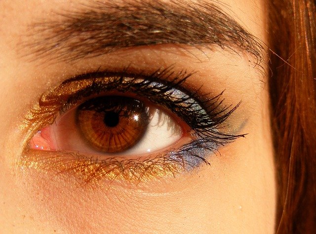Almond Shaped eyes